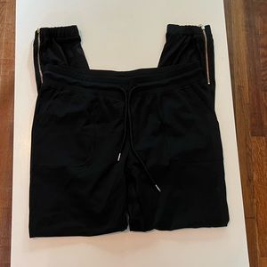 Zyia Peak Zipper Jogger